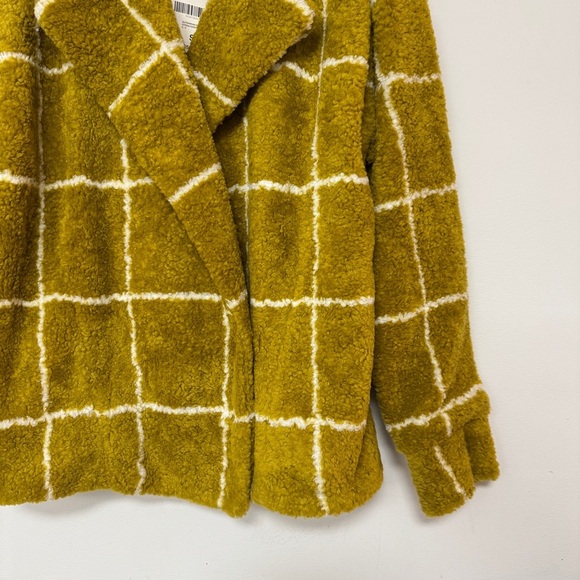 NEW Forever 21‎ Contemporary Luxury Citron Ivory Faux Shearling Coat Jacket - Picture 4 of 16